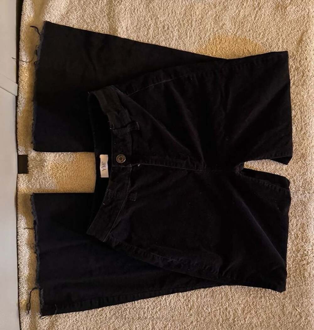 YMI Corduroy Pants Size 5/27 Black Raw Hem Flare (kids)